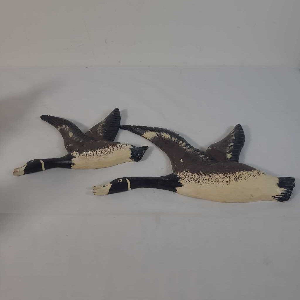 PR WOODEN GEESE