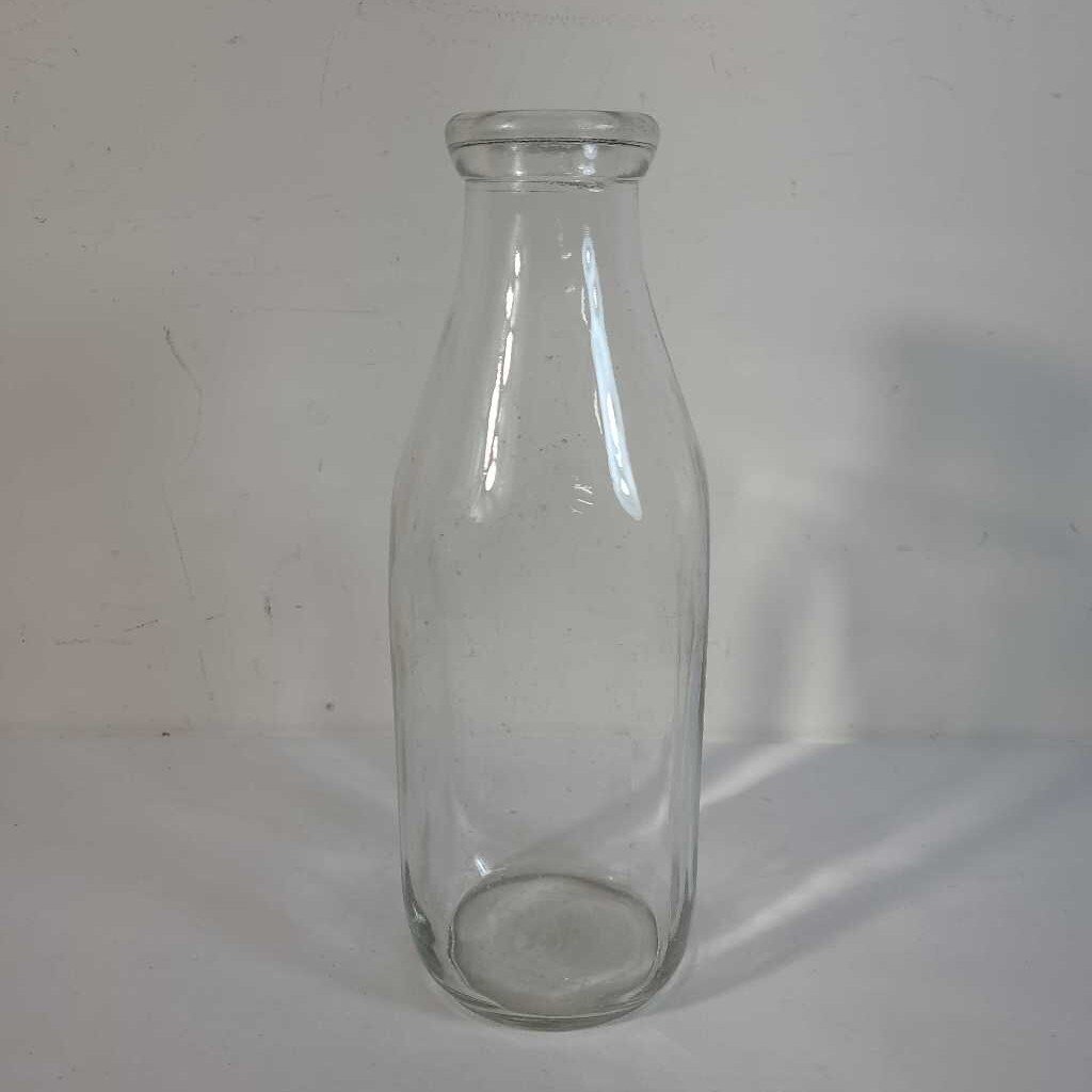 VTG GLASS MILK JUG