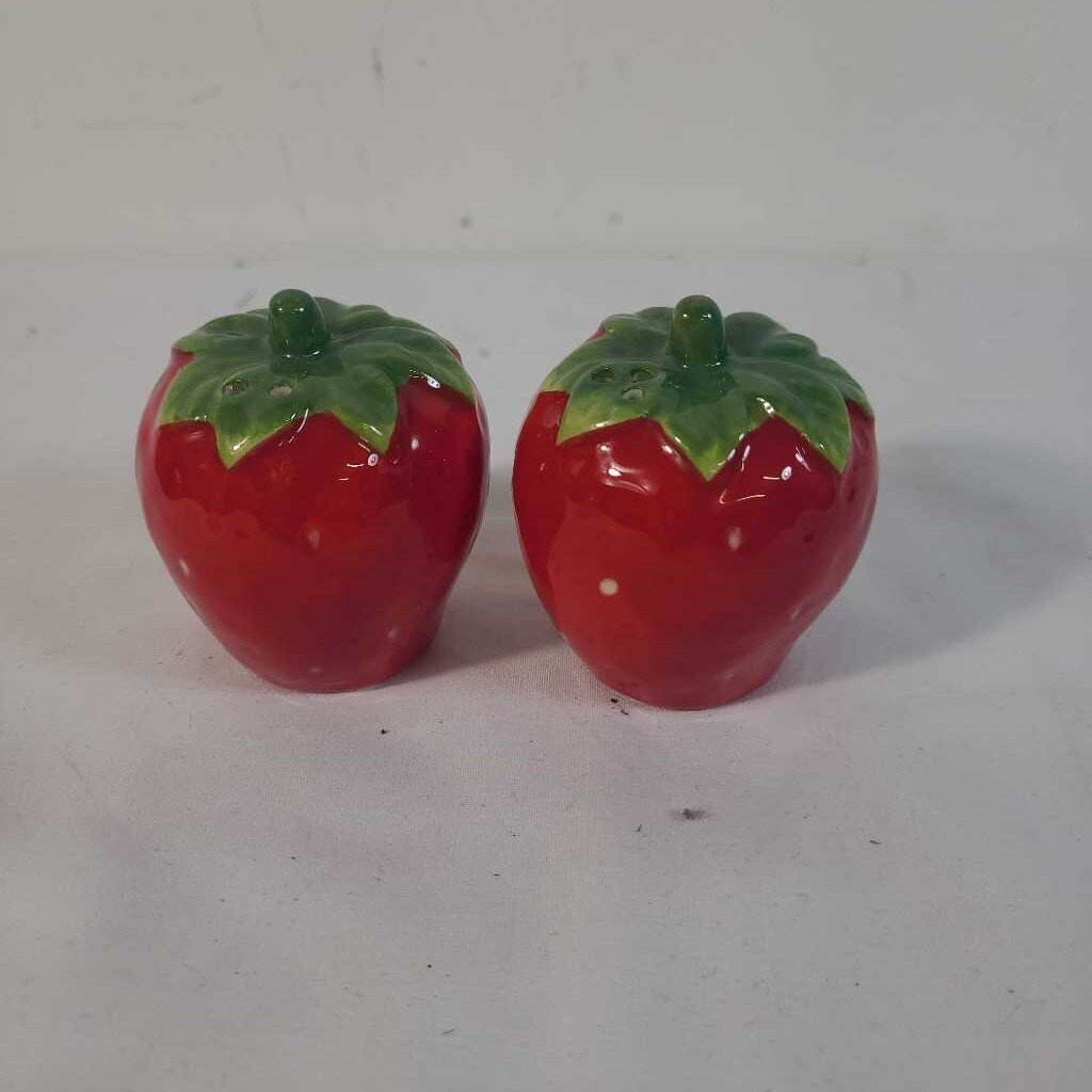 STRAWBERRY S&P SHAKERS