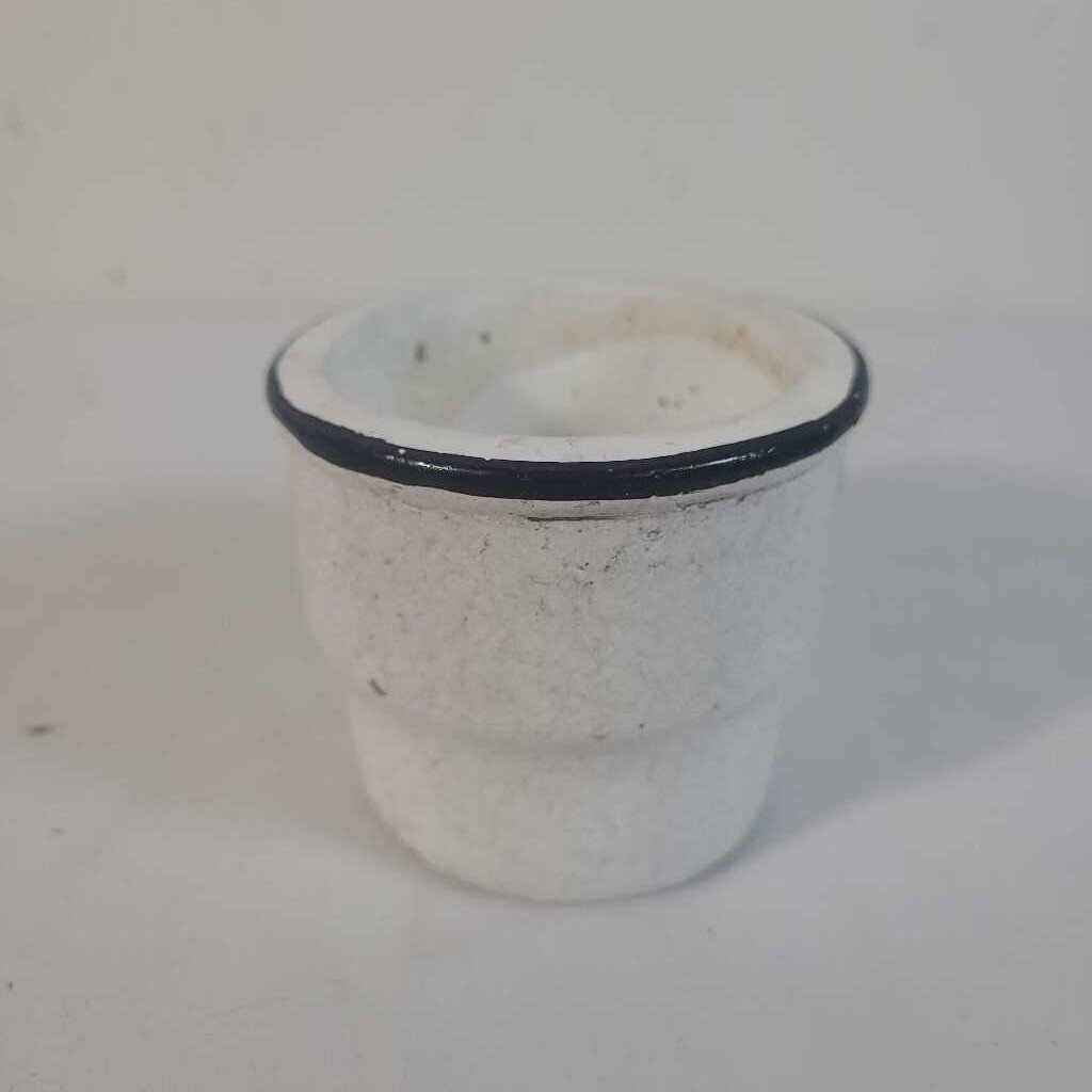 WHITE W/ BLACK RING PLANT POT