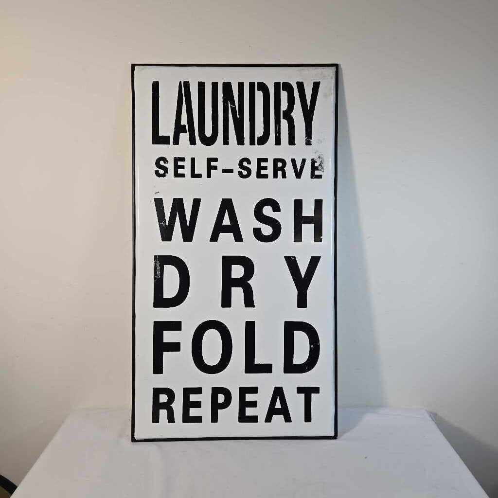 TIN LAUNDRY SIGN