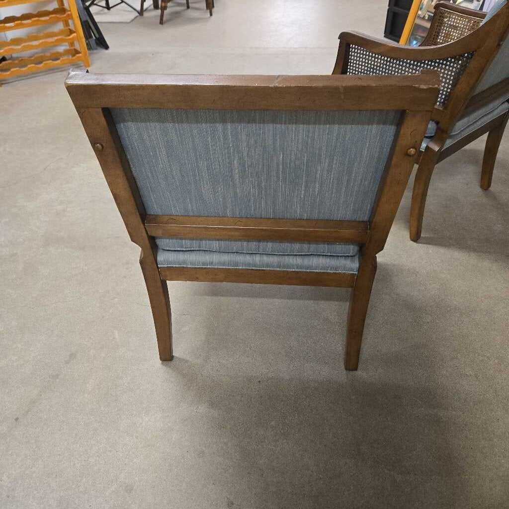 BLUE ACCENT CHAIR