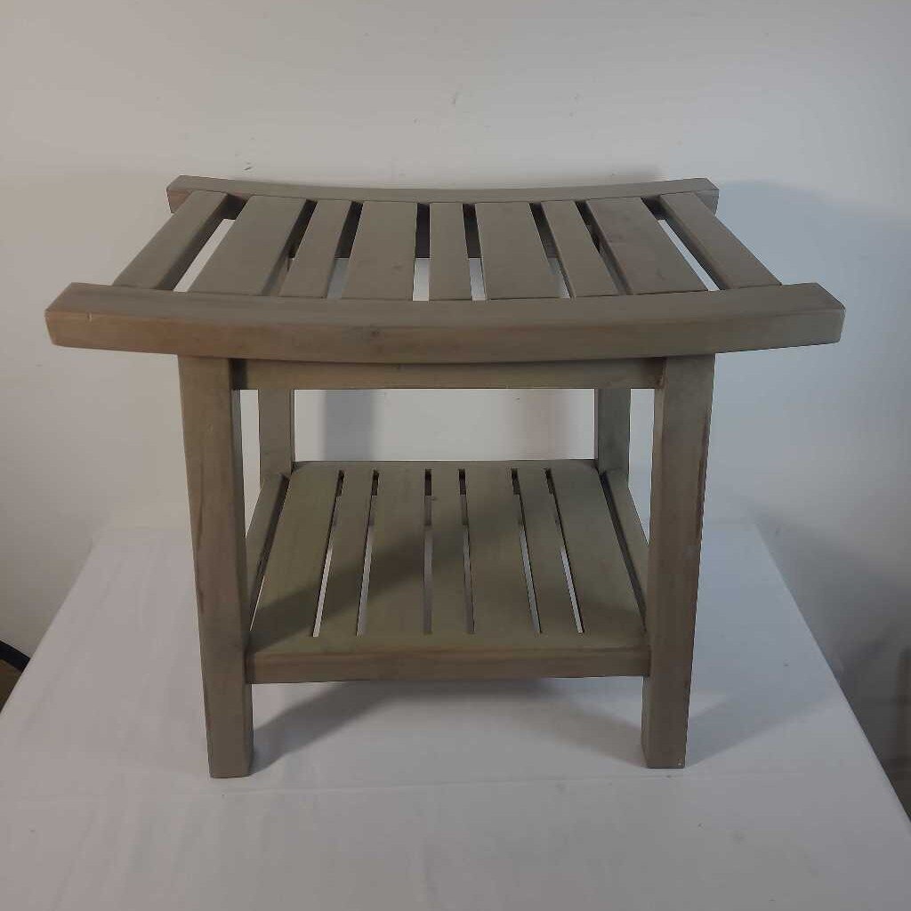 SLATTED SHOWER BENCH