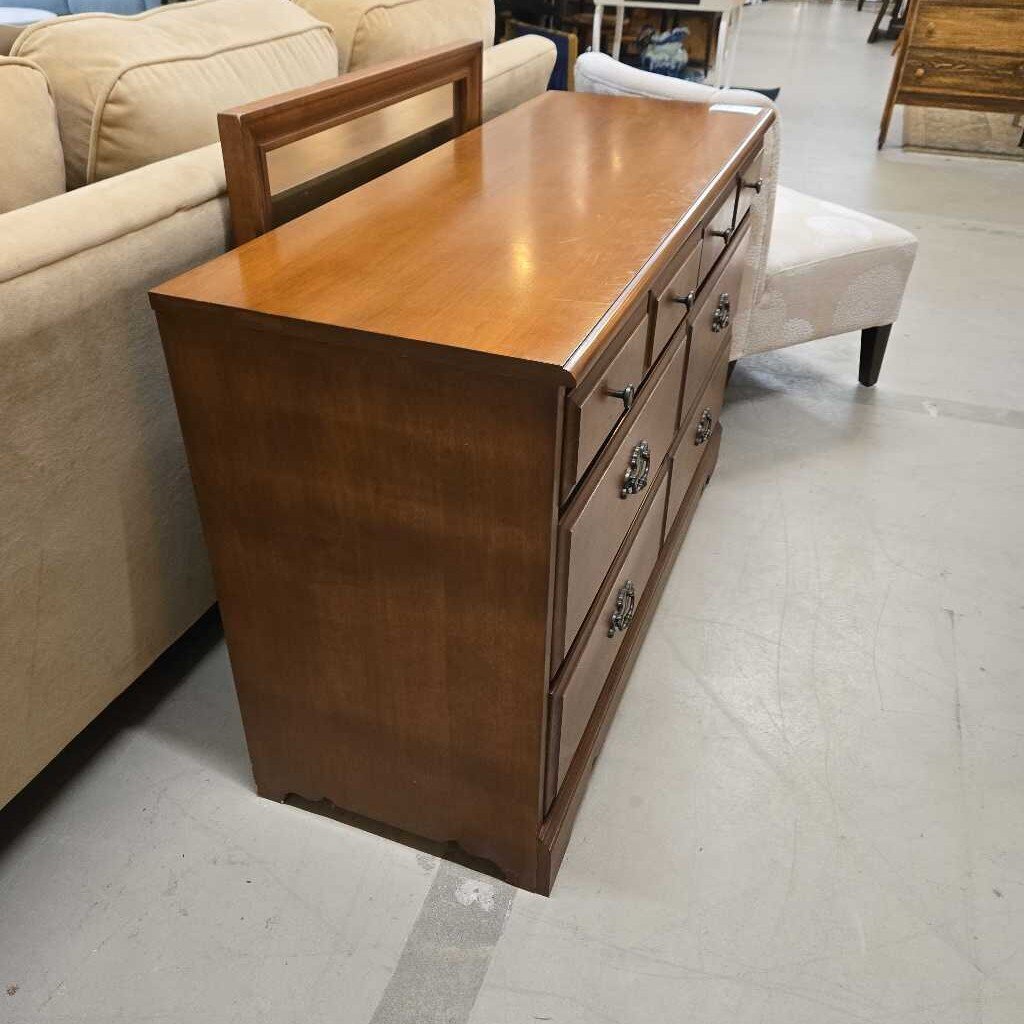 BARONET 6 DRAWER DRESSER W/ MIRROR