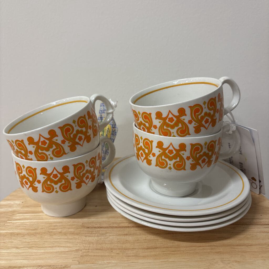 RIDGEWAY IRONSTONE "CHRISTINA" PATTERN. 4 CUPS/4 SAUCERS