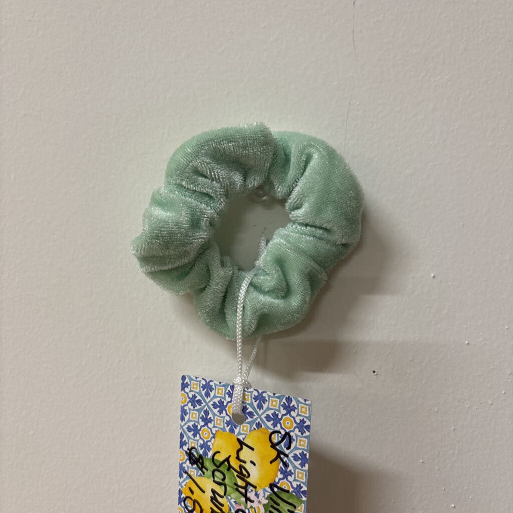 HAIR SCRUNCHIE