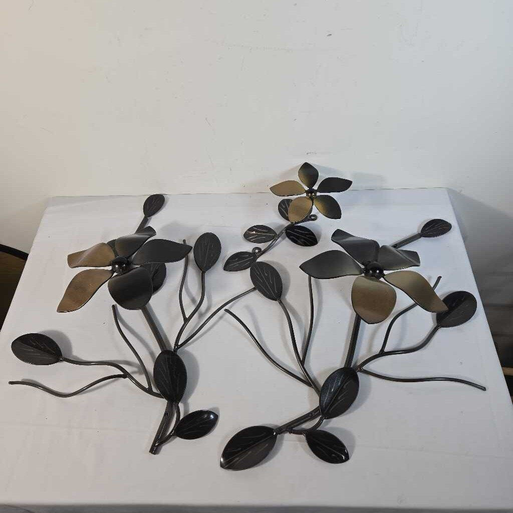 3pc METAL WALL FLOWERS