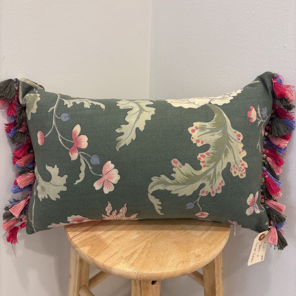 Pillow- 18 x 12 --Green with tassel border
