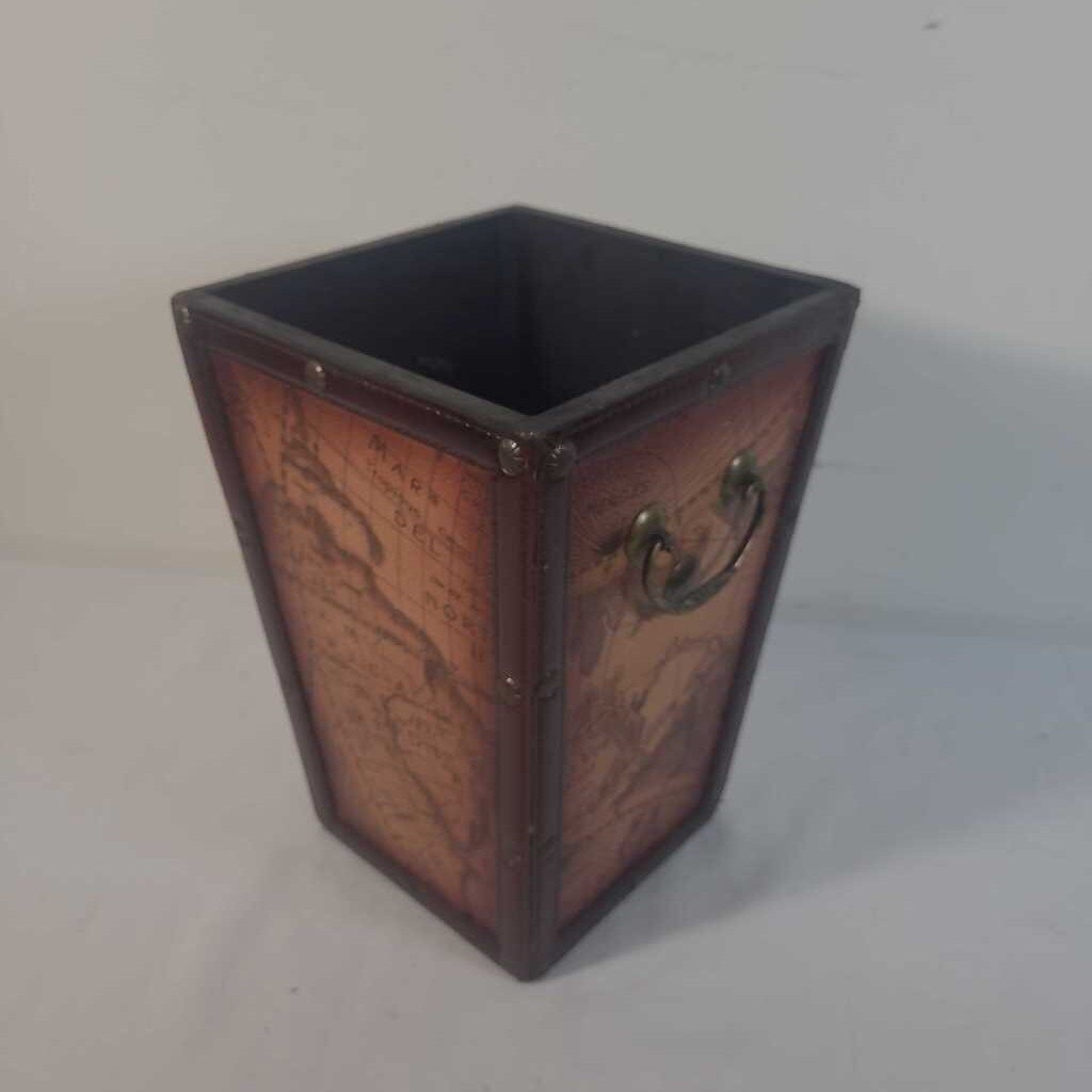 WOOD/ FAUX LEATHER OLD WORLD MAP VASE