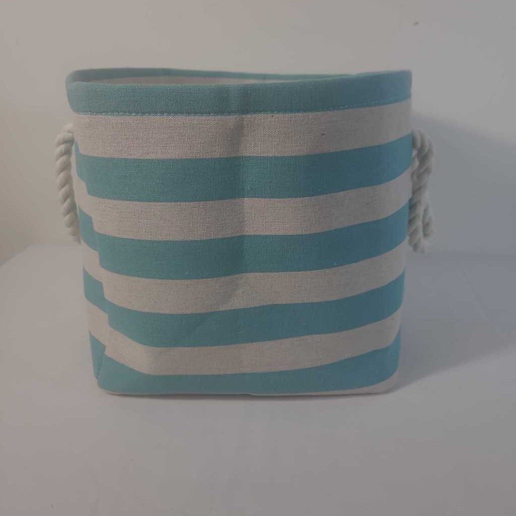BLUE STRIPE BASKET W/ROPE HANDLES
