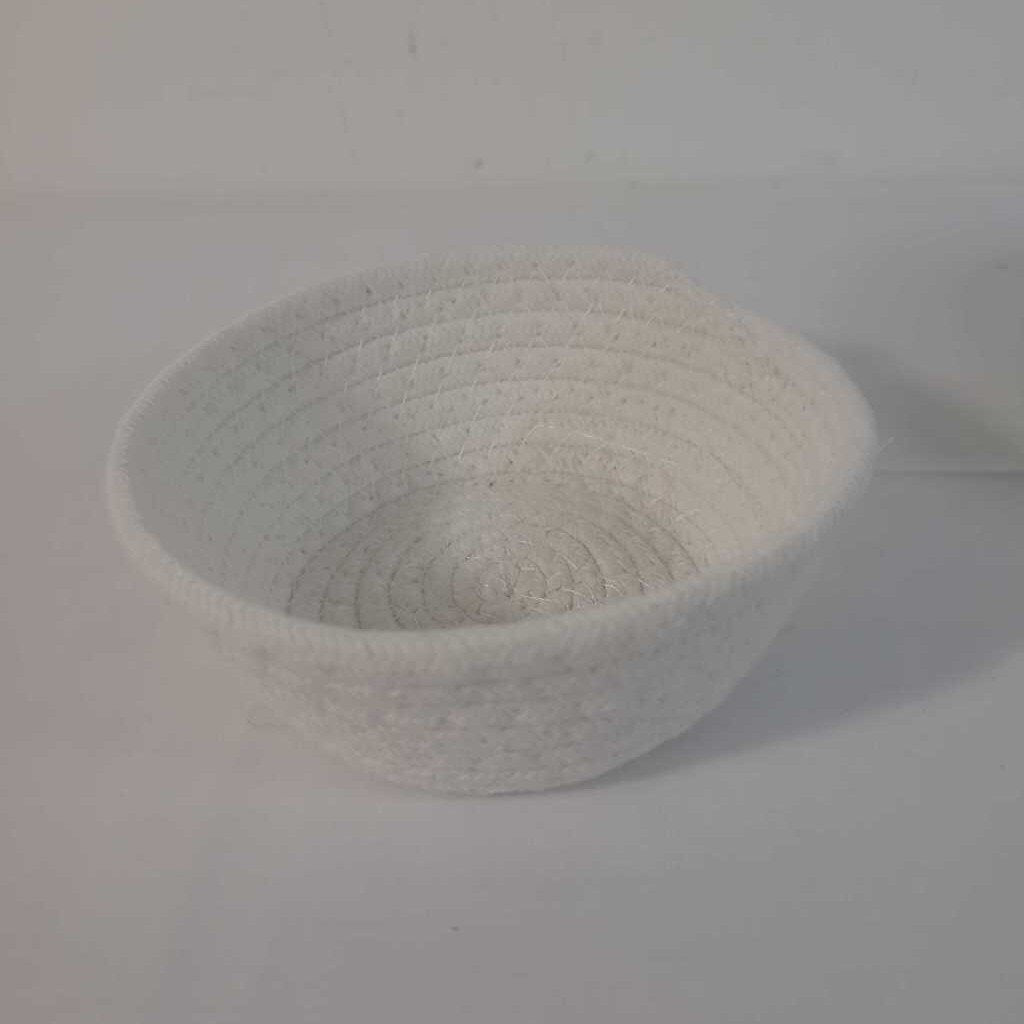 WOVEN BOWL - WHITE