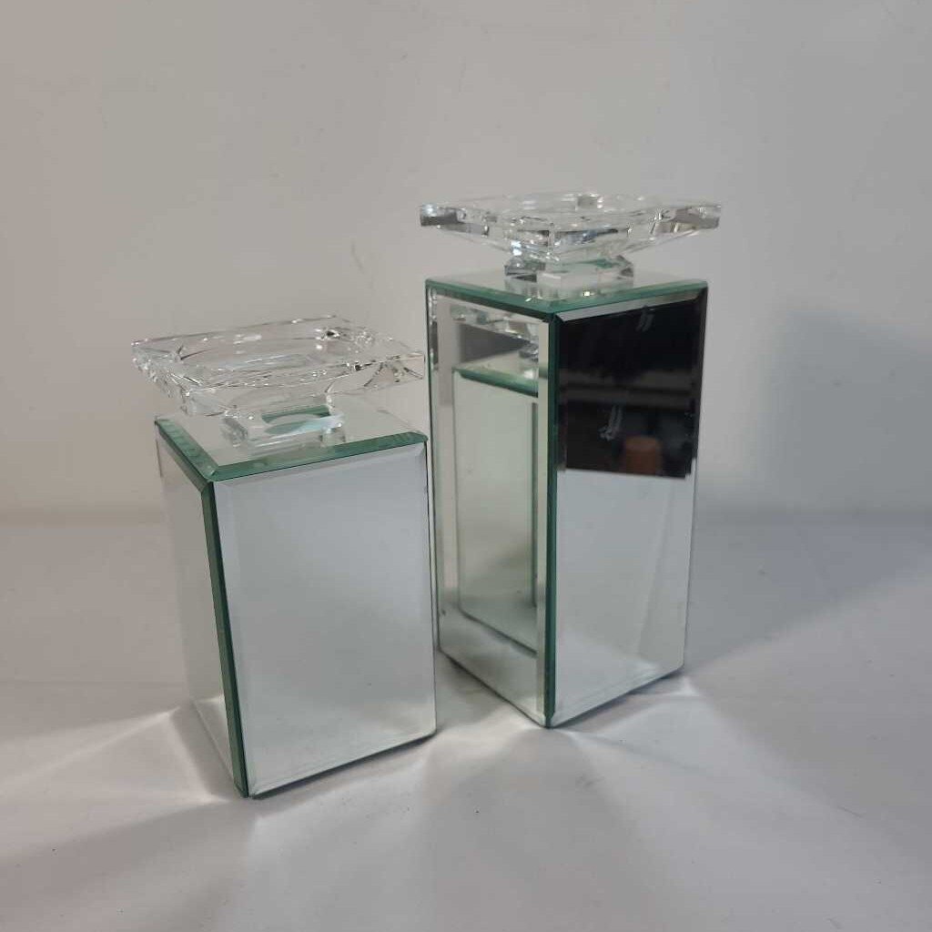 PR MIRRORED CANDLE HOLDERS
