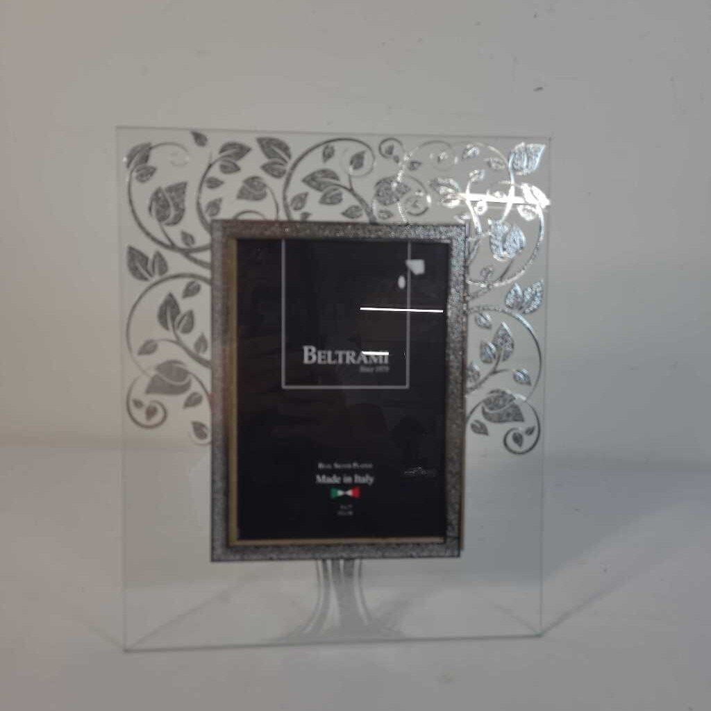 TREE LEAF PICTURE FRAME