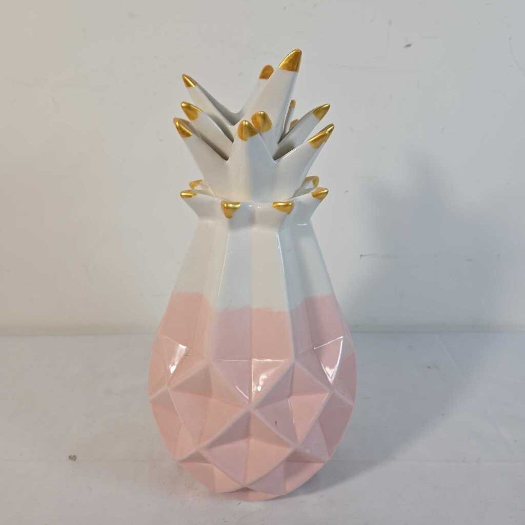 PINK CERAMIC PINEAPPLE