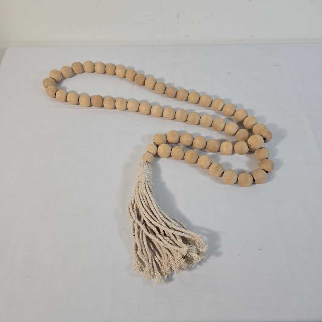LG BEAD DECOR W/ TASSEL