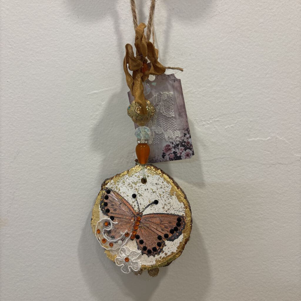 Wooden Slice Decorated Hangers