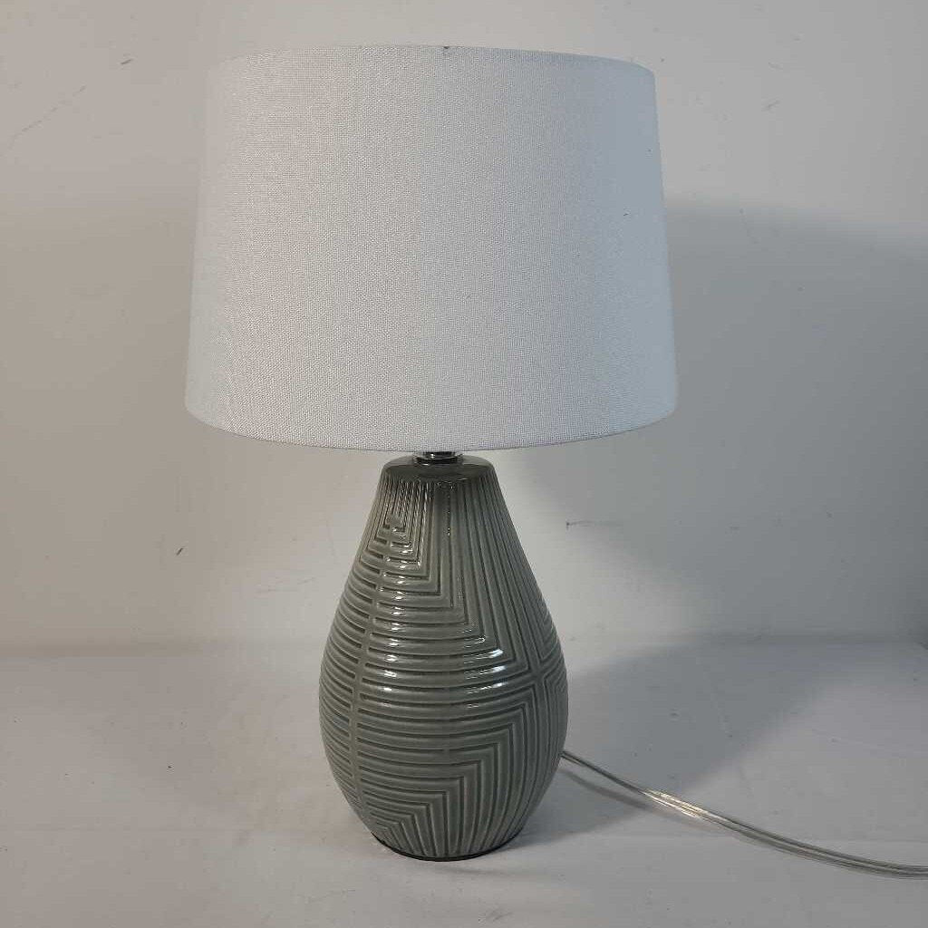 GREEN CERAMIC LAMP