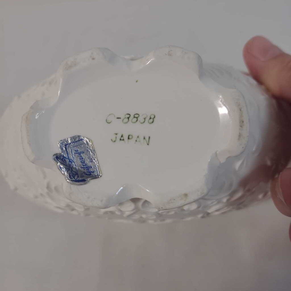 VTG NAPCO WARE PORCELAIN FLOWERED BASKET