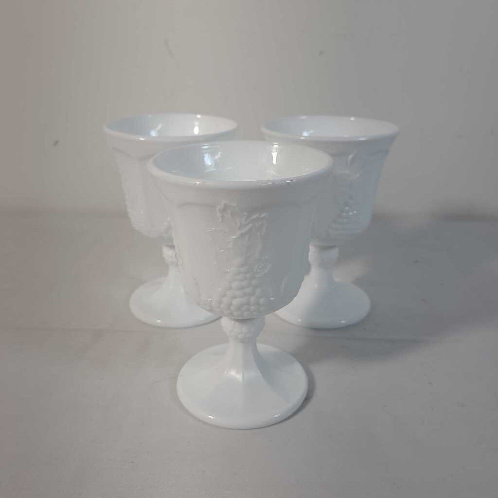 S/3 MILK GLASS GRAPE VINE WINE GLASSES