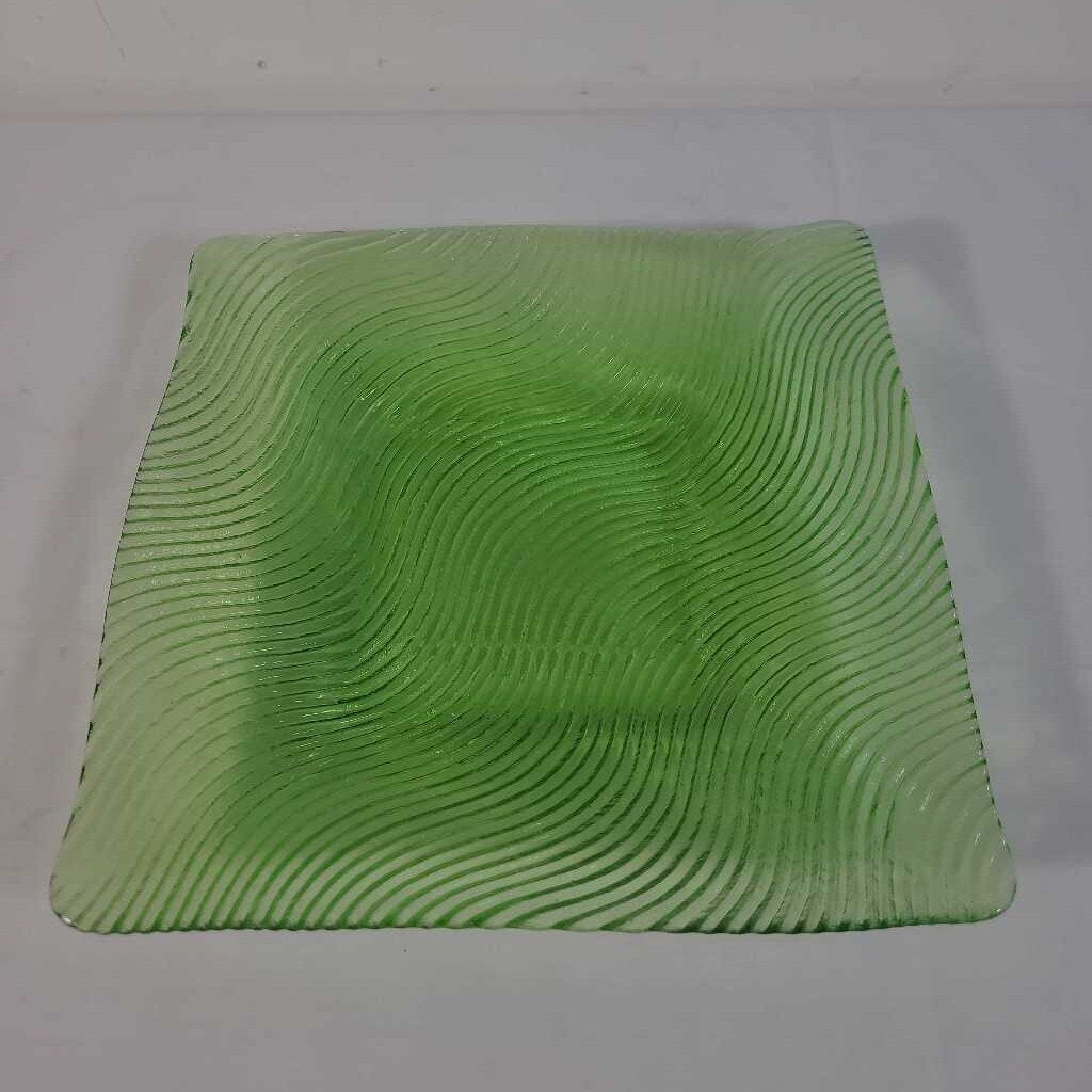 SQ GREEN GLASS DISH