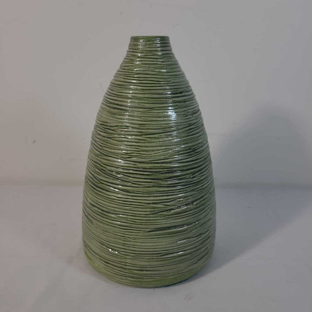 GREEN BEE HIVE CERAMIC VASE