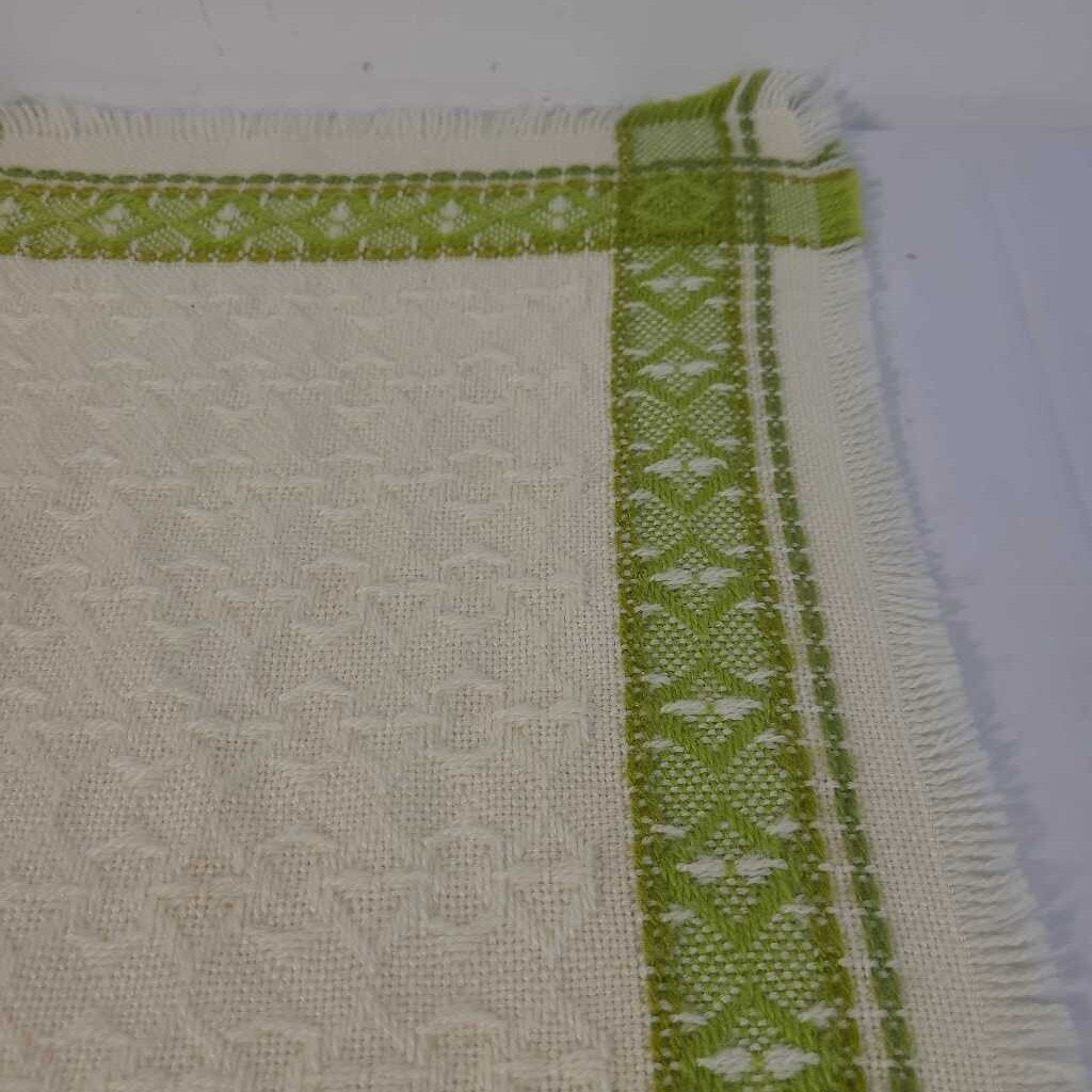 VTG WOVEN TABLE RUNNER CREAM & GREEN