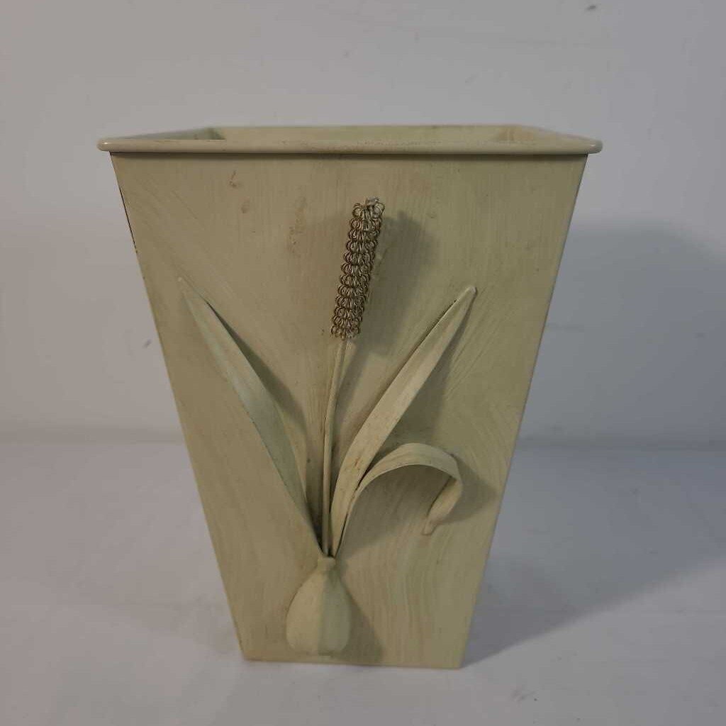 LG TIN WHEAT VASE/PLANTER