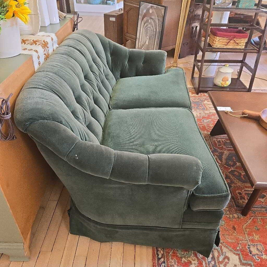 GREEN VELVET LOVESEAT