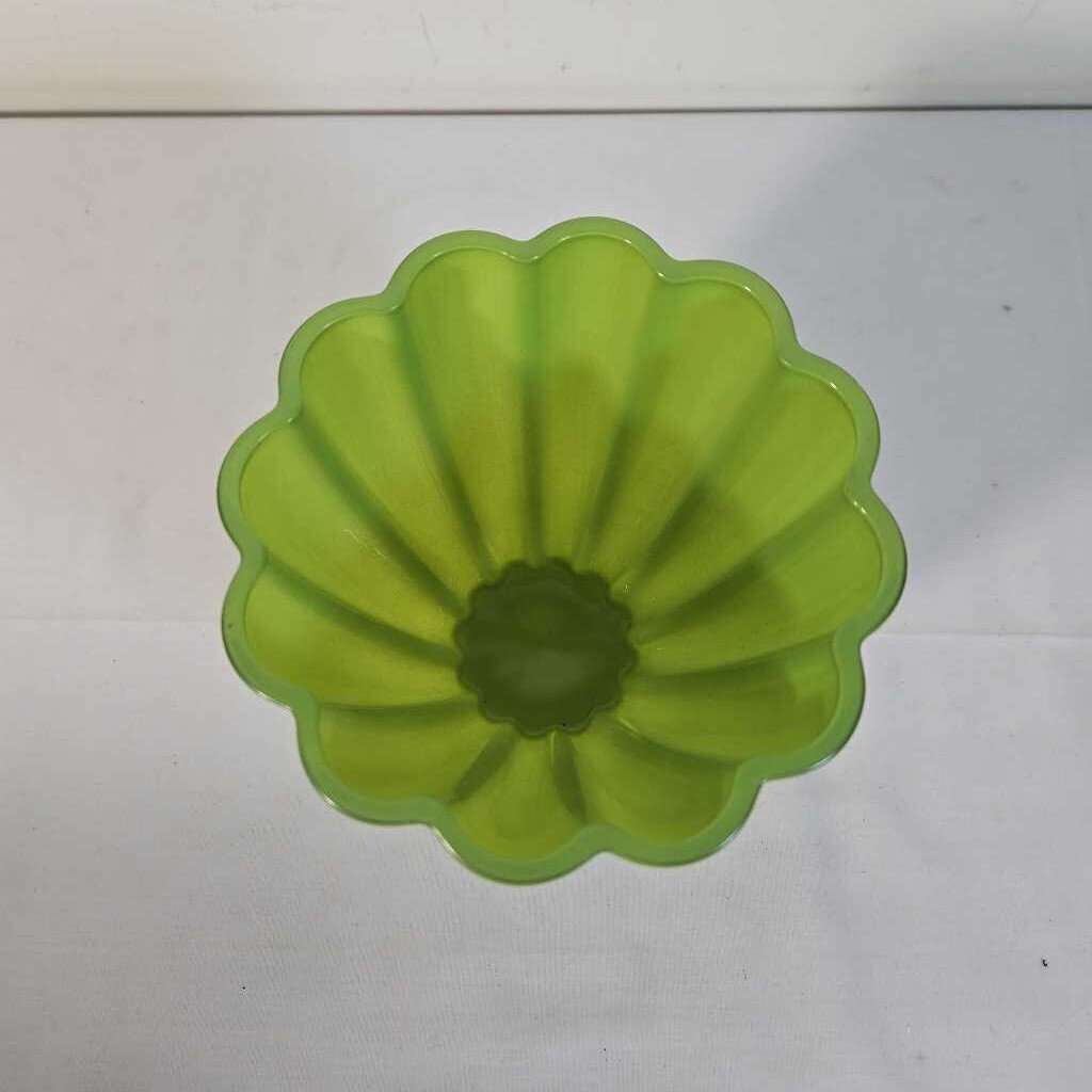 GREEN GLASS VASE