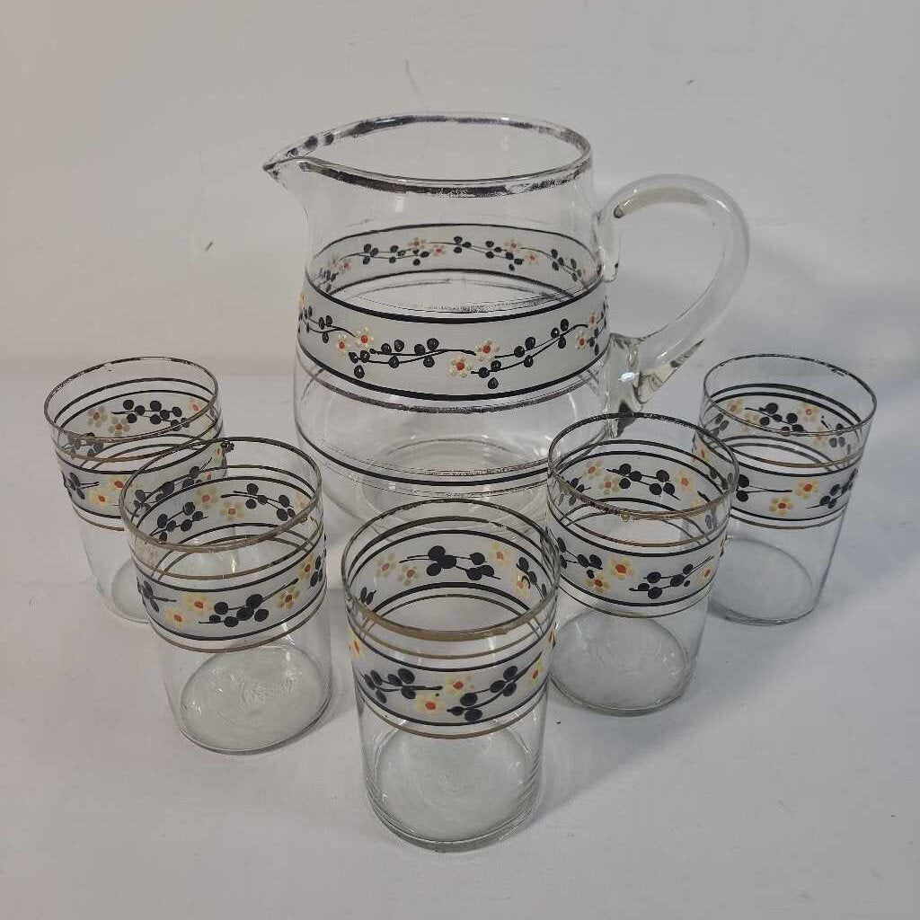 VTG HAND PAINTED JUG & 5 JUICE GLASSES