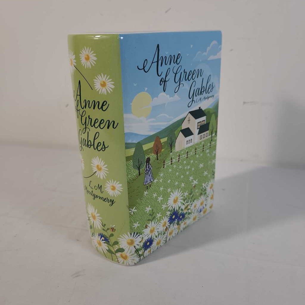 ANNE OF GREEN GABLES BOOK VASE