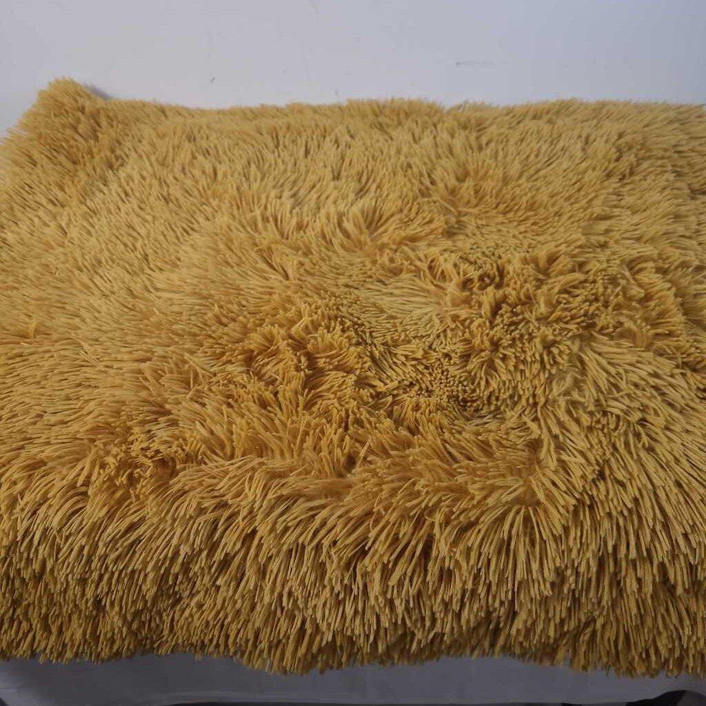 YELLOW SHAG BLANKET