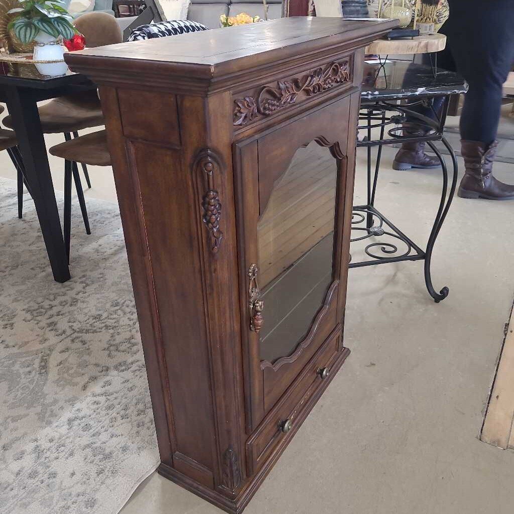 SM WOODEN CABINET