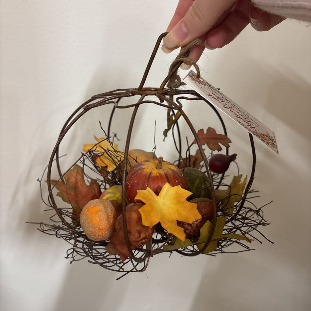 Fall apple decorations