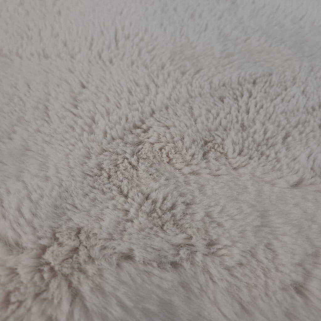 FAUX FUR RUG