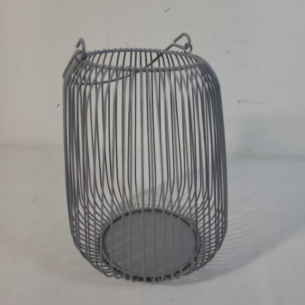 GREY WIRE CANDLE HOLDER
