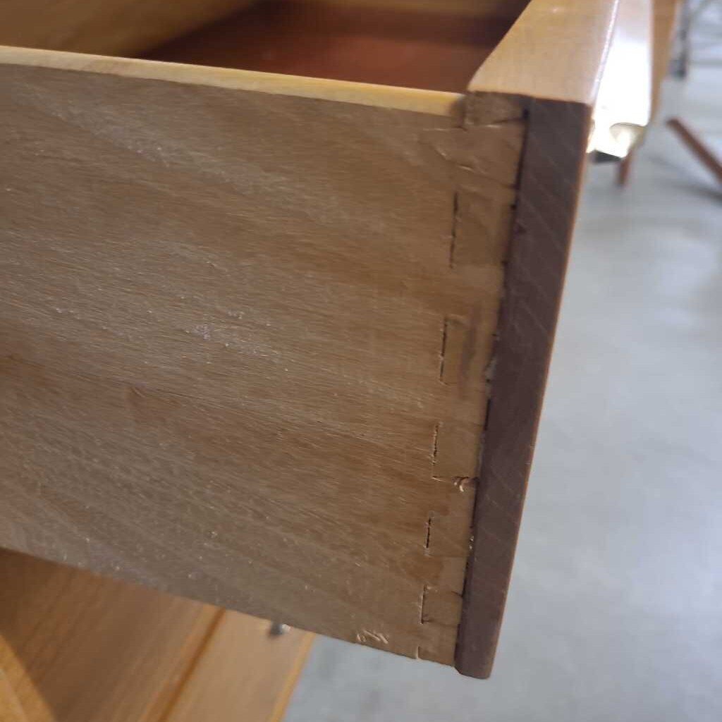 KRUG 6 DRAWER DRESSER