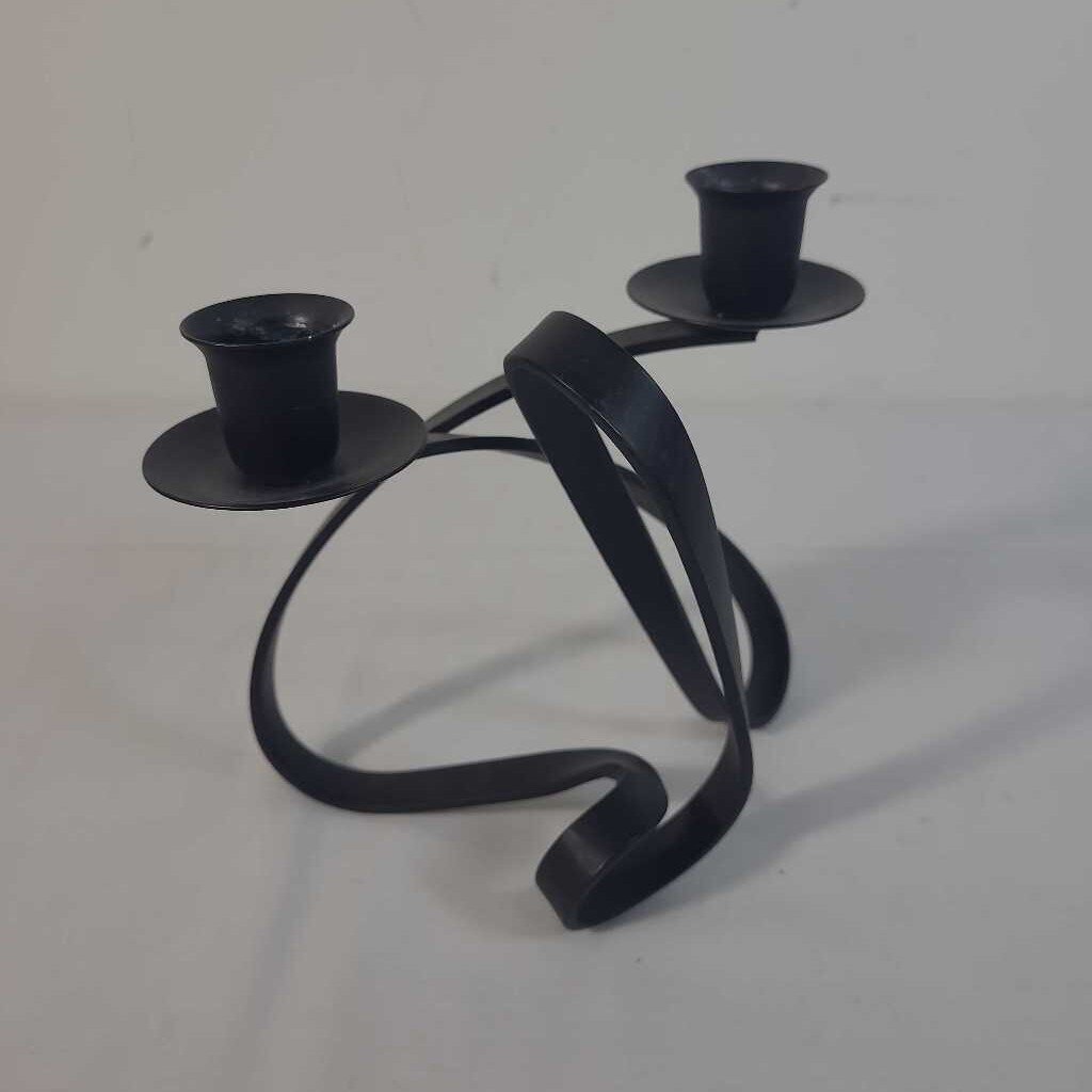 TWISTED BLACK CANDLE HOLDER