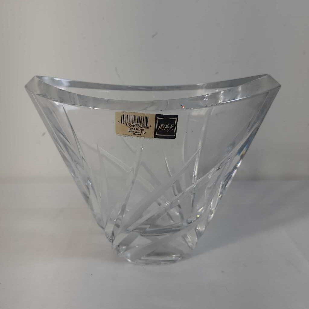 MIKASA CRYSTAL POCKET VASE