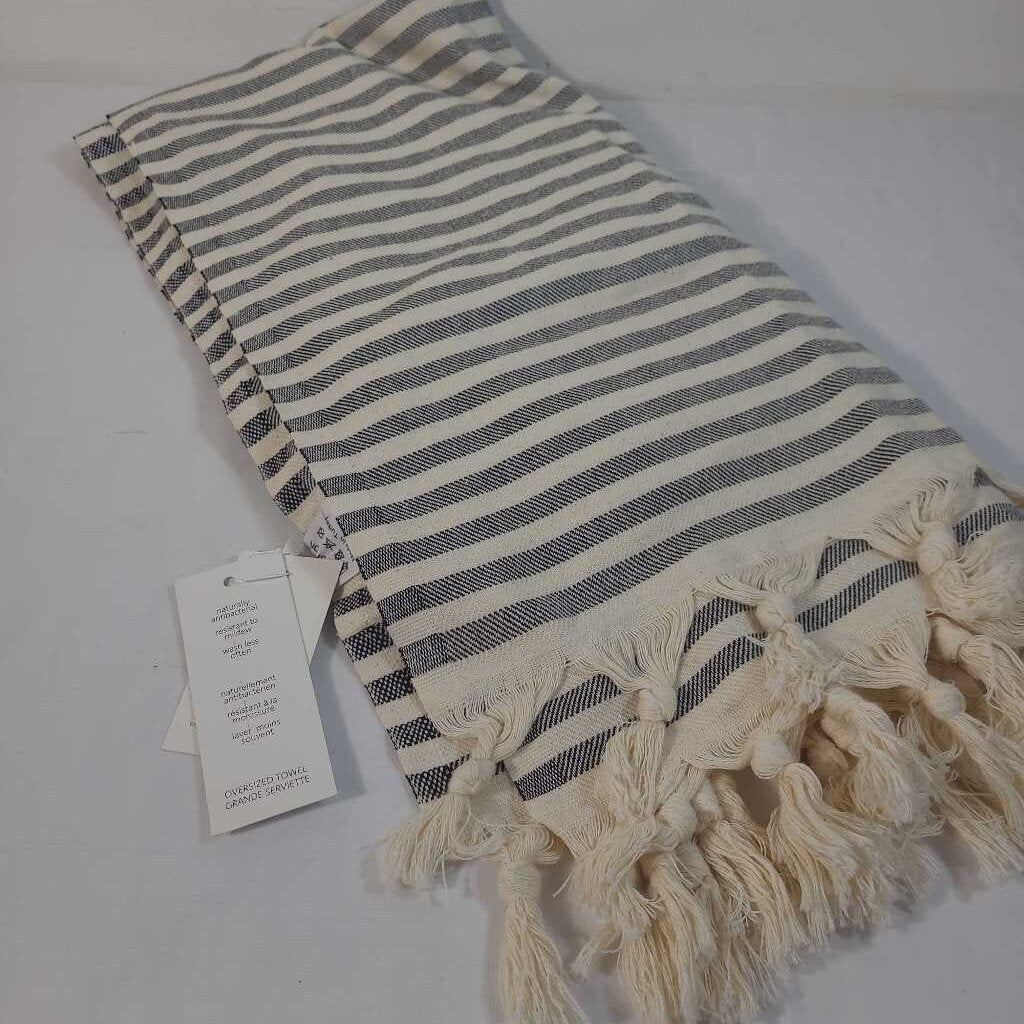 OVERSIZED TURKISH TOWEL