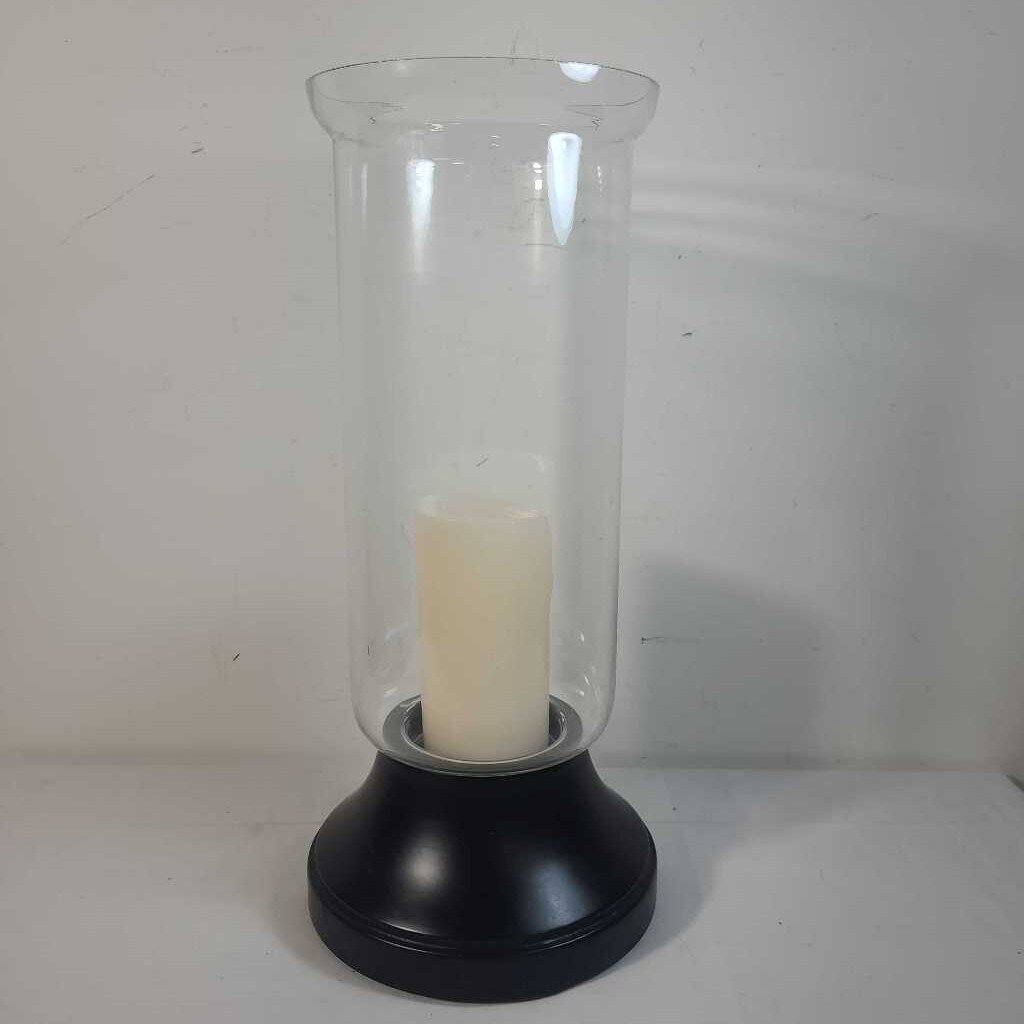 GLASS CANDLE HOLDER W/BLACK BASE