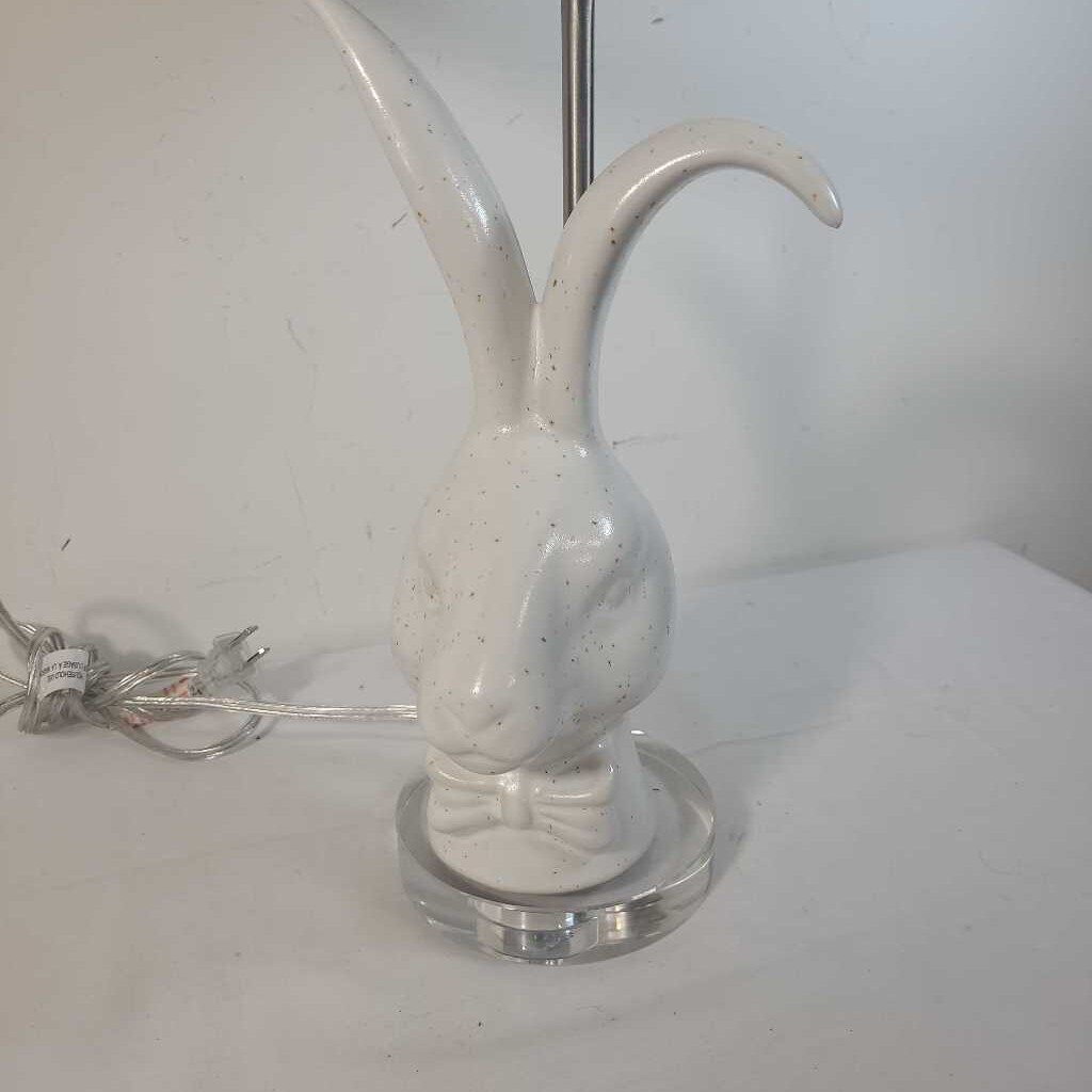 SPECKLED RABBIT TABLE LAMP