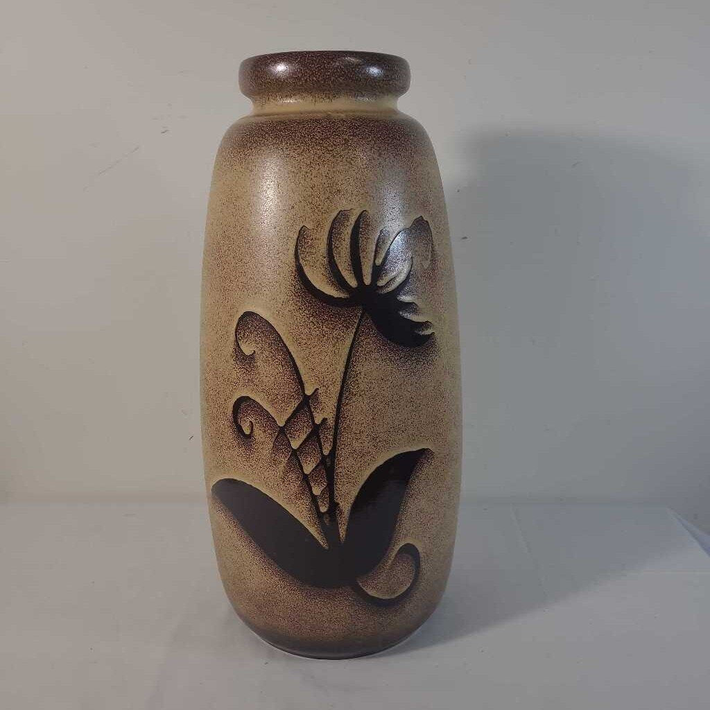 CERAMIC FLOOR VASE