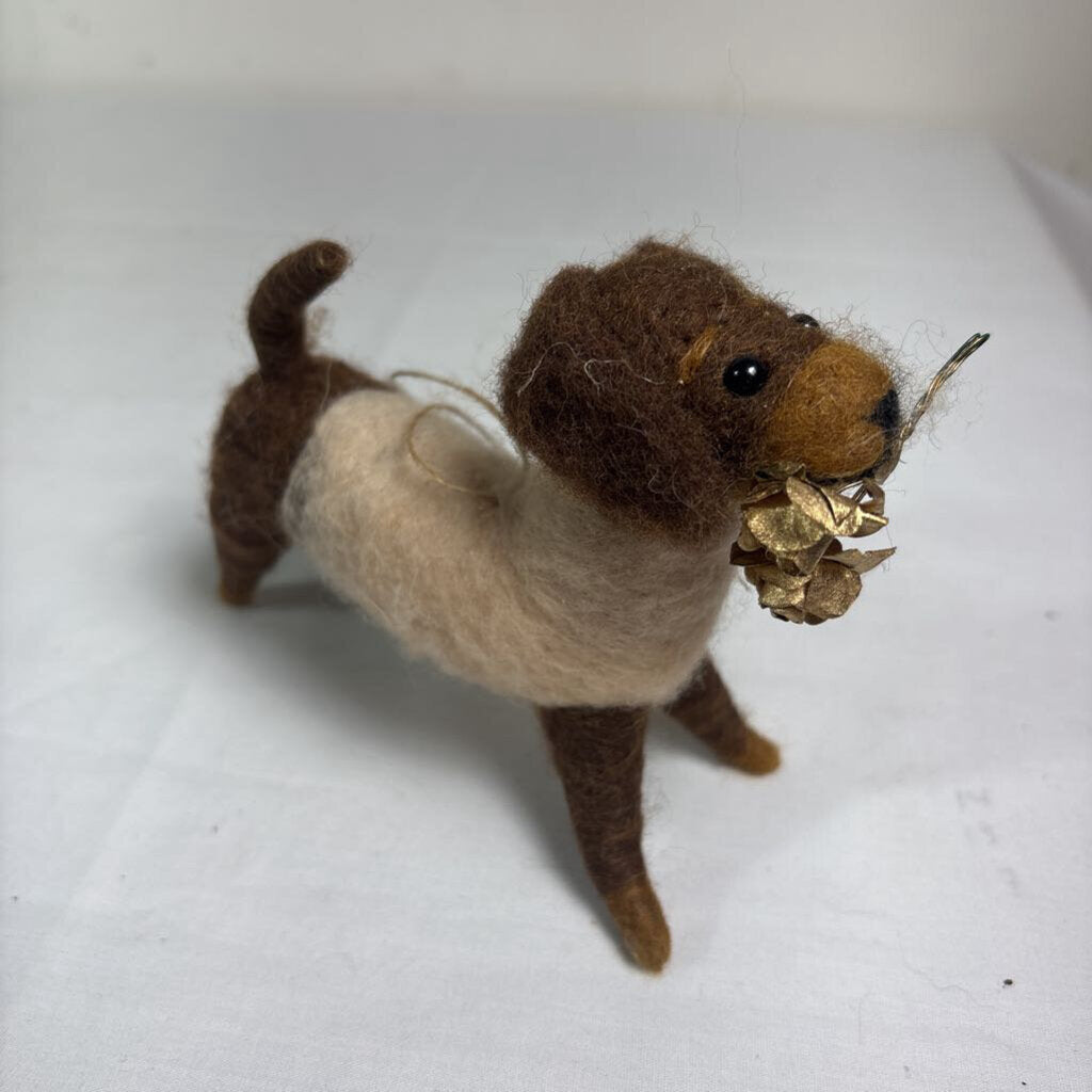 WOOL DOG ORNAMENT