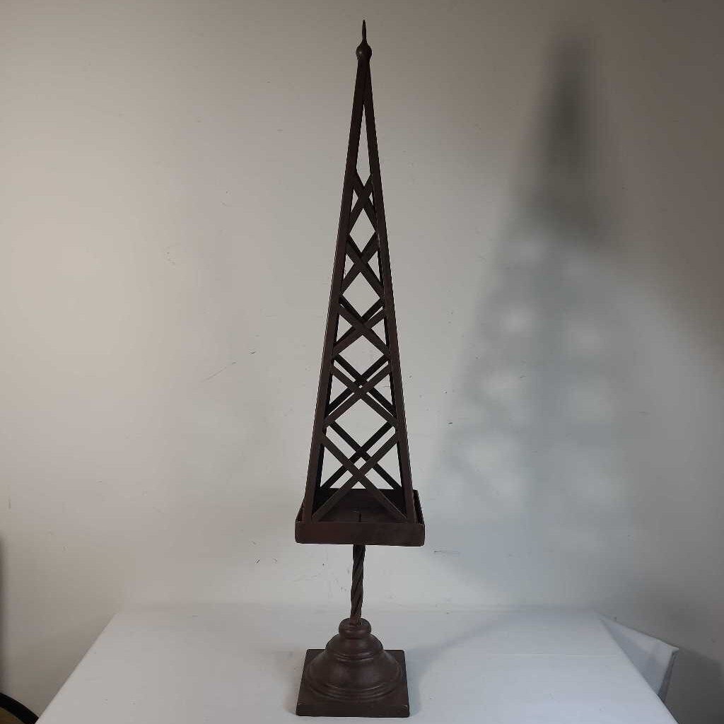 TOPIARY METAL CANDLE HOLDER