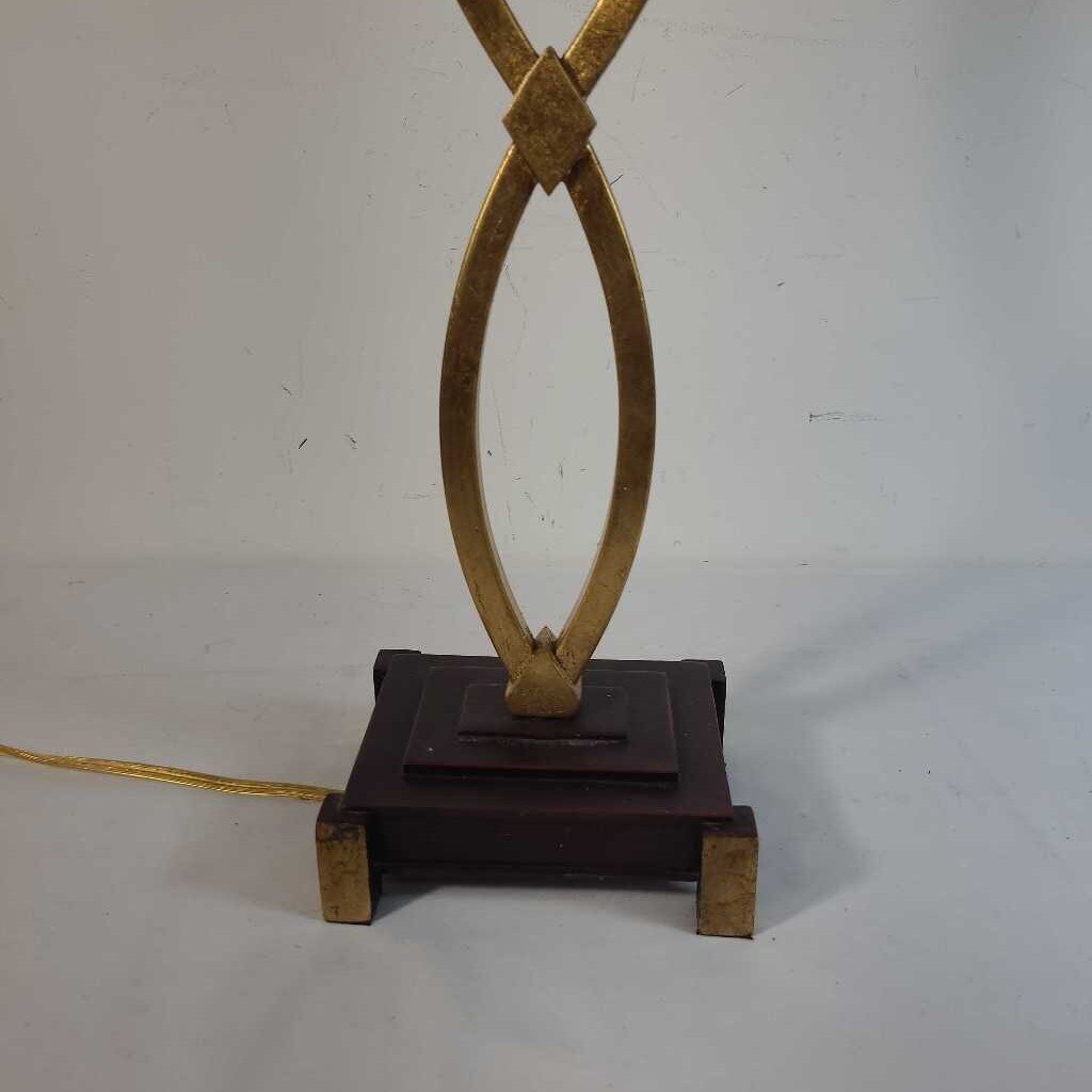 BRASS COLOURED LAMP