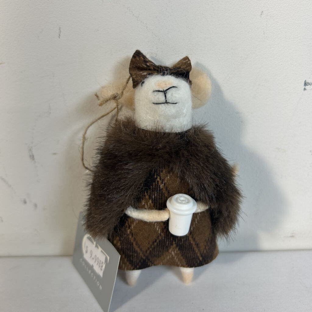 WOOL MOUSE - LADY WITH COFFEE