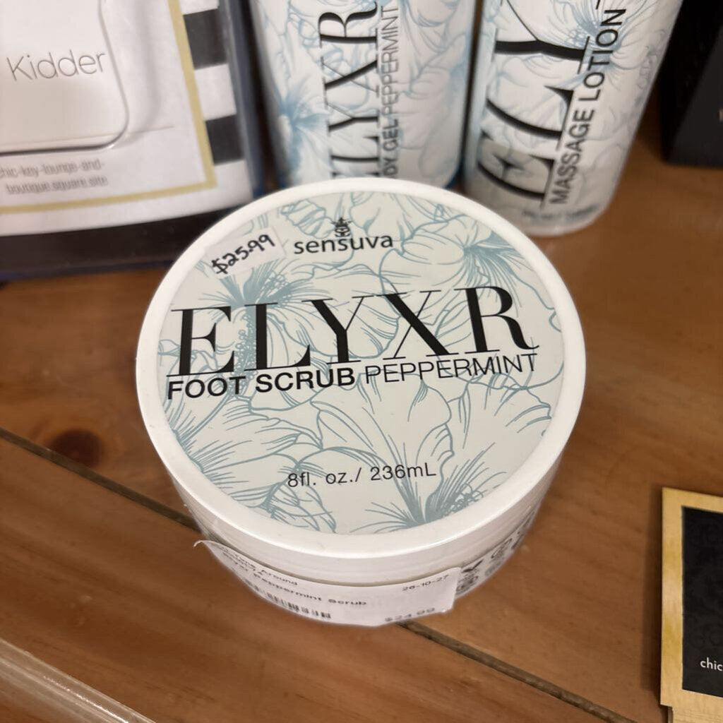 Elyxr Peppermint Scrub
