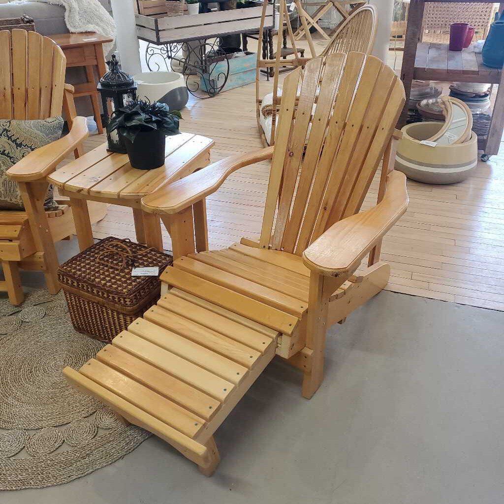 PINE MUSKOKA CHAIR W/FOLD OUT FOOTREST