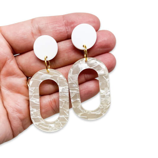 LARGE RESIN OVAL/WHITE - DANGLE EARRINGS